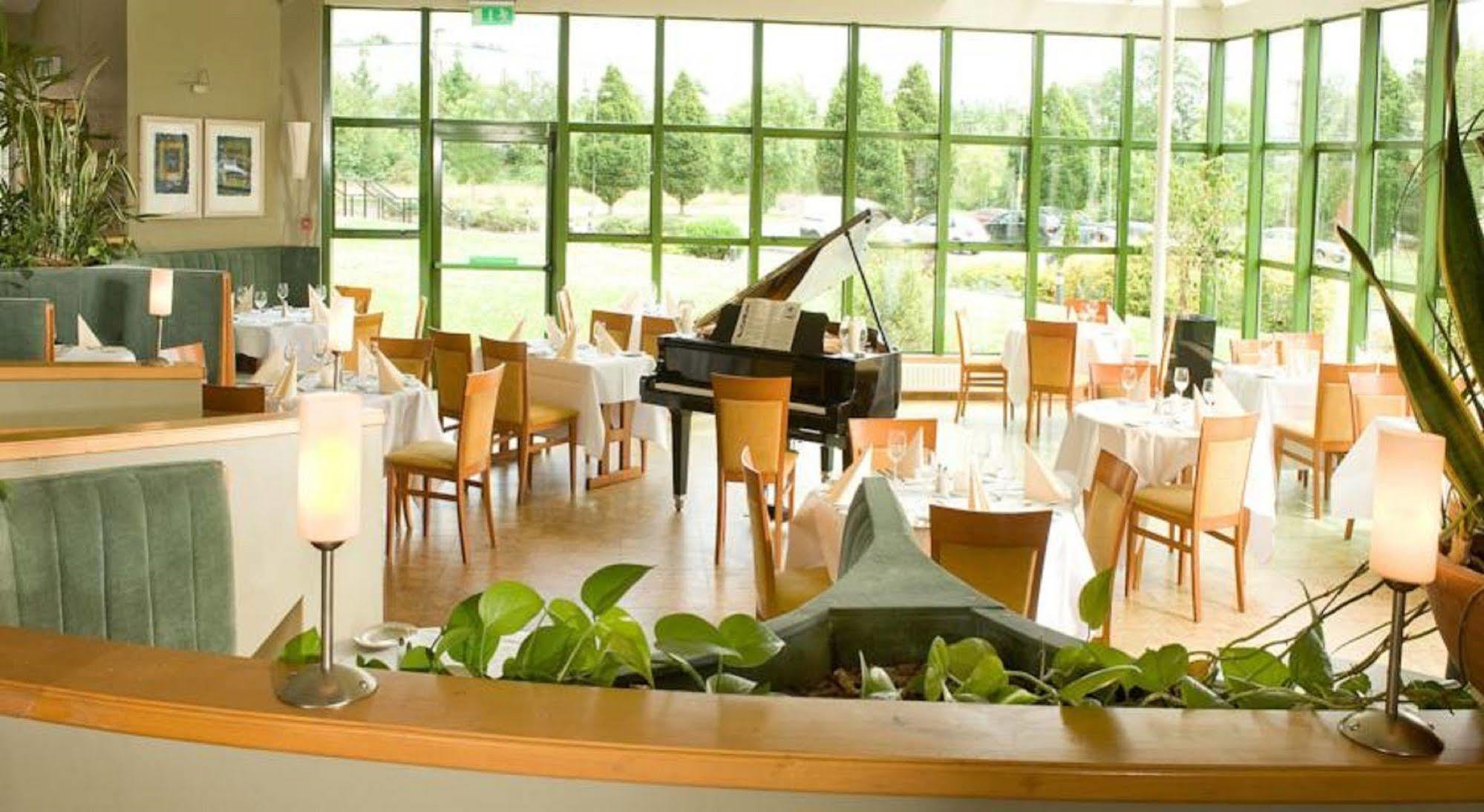 Great National Commons Inn Hotel كورك المظهر الخارجي الصورة