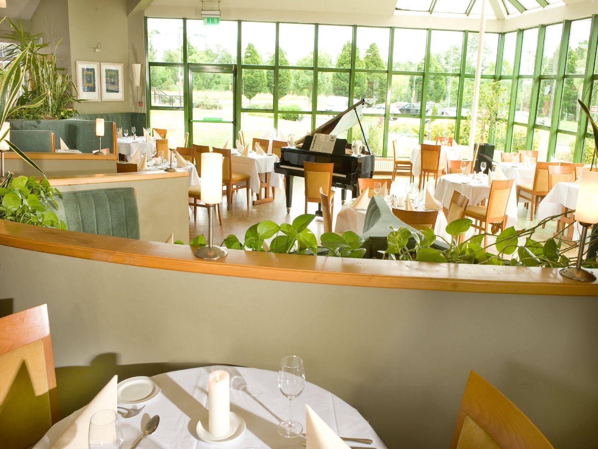 Great National Commons Inn Hotel كورك المظهر الخارجي الصورة