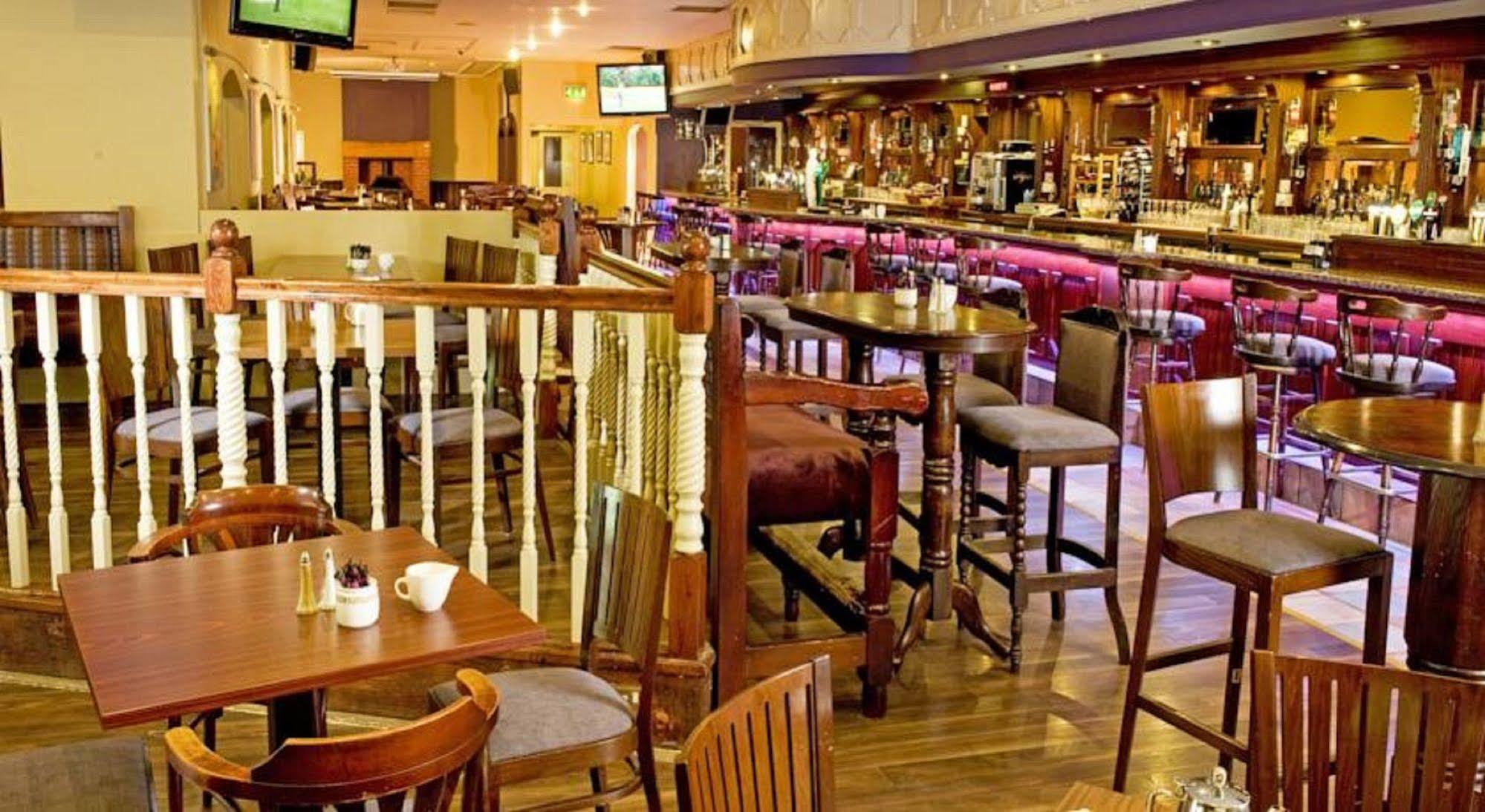 Great National Commons Inn Hotel كورك المظهر الخارجي الصورة